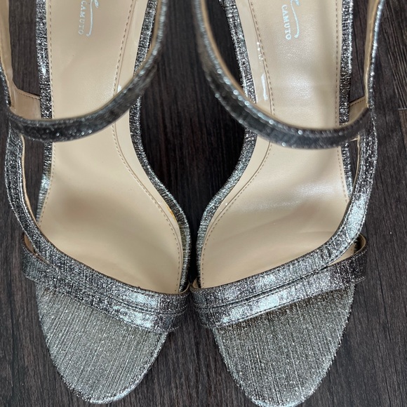 IMAGINE BY VINCE CAMUTO•SIZE 41•SILVER GRAYISH STRAPPED STILLETO’S - Picture 10 of 16